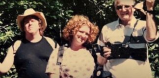 Sospechoso de asesinato y violación sexual extraditado de México al estado de Washington tras su deportación Sharon Van Gilder, al centro en una foto familiar sin fecha, fue asesinada en Spanaway en marzo de 2002