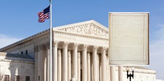 La ciudadanía por nacimiento sigue vigente en Estados Unidos tras fallo de la Corte Suprema Fachada de la Corte Suprema de Estados Unidos con una bandera ondeando al frente y una sobreposición de la Enmienda 14 de la Constitución, que protege la ciudadanía por nacimiento.