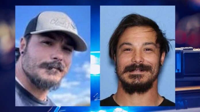 Travis Caleb Decker está siendo buscado por la policía y se considera peligroso. Llame a la policía si lo ve y no trate de contactarlo. Foto cortesía de la policía de Wenatchee. Travis Caleb Decker está siendo buscado por la policía y se considera peligroso. Llame a la policía si lo ve y no trate de contactarlo. Foto cortesía de la policía de Wenatchee.