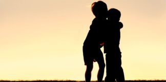 La ‘Gran Ley Hermosa’ inspirada por Trump, podría recortar ayudas cruciales para niños en situación de pobreza