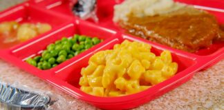 Un programa de Tacoma ofrece comida gratis a los niños este verano