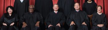 Foto: Retrato oficial de los nueve jueces que integran actualmente la Corte Suprema de Estados Unidos - Cortesía del archivo institucional de la Corte