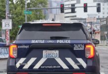 Propietario se defiende de un intruso con una sartén y ambos terminan apuñalados Foto: Patrulla del departamento de policía de Seattle ©️Latino Herald