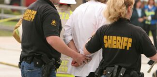 Hombre arrestado por sospechas del doble homicidio en Burien Foto: Mayor Chadwick Dickerson - Cortesía de la oficina del sheriff del condado Pierce