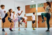 Trump busca restablecer la prueba de aptitud física para niños en edad escolar