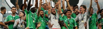 Seattle Sounders F.C. celebra con la copa de la Leagues Cup 2025 en Lumen Field