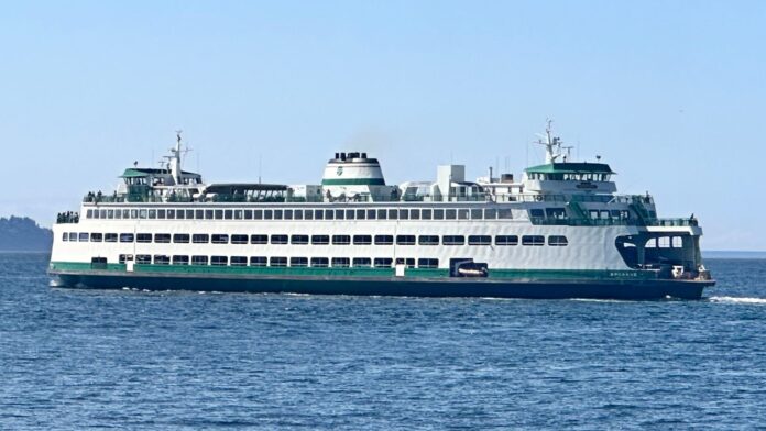 Ferry Walla Walla in route to Kingston WA ©Latino Herald.jpg