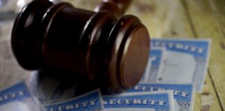 Corte de apelaciones permite a DOGE acceder a datos sensibles como números de seguro social social security card