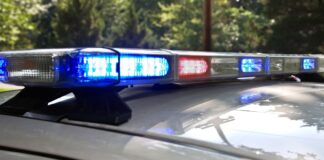 Accidente en supermercado deja una persona muerta y tres heridos graves