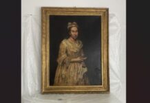Acusan en Argentina a hija de oficial nazi por ocultar pintura robada durante la Segunda Guerra Mundial Foto: La obra “Retrato de dama” del artista Giuseppe Ghislandi, ya recuperada en la Unidad Fiscal Mar del Plata. - Cortesía de la fiscalía argentina