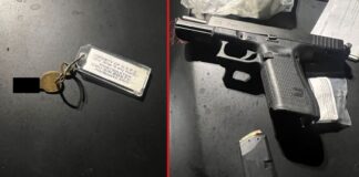 Arrestan a hombre en Gig Harbor por robar correo con llave maestra del correo Foto: Llave maestra del correo y arma recuperada en el operativo - Cortesía del del departamento de policía de Gig Harbor