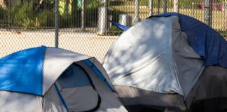 Seattle: Liberan a acusado de agredir sexualmente a niña de 5 años en campamento