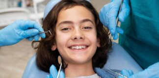 Everett abre clínicas escolares sin costo con atención médica, dental y mental