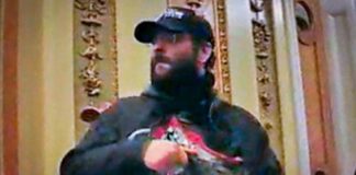 Hombre de Pasco ligado al asalto al Capitolio queda libre Foto: Taylor Taranto en el capitolio el 6 de enero de 2021. Cortesía del departamento de policía metropolitana de D.C.