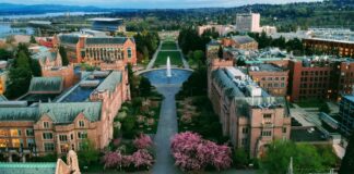Estudiantes de UW expulsan de clase a un provocador Vista aérea de la Universidad de Washington