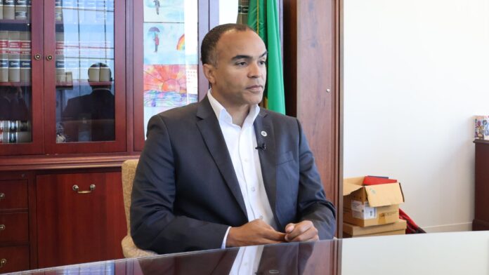 Nick Brown - Fiscal general del estado de Washington - Latino Herald