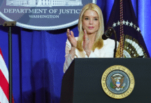 Bondi ordena a Facebook cierre de página que compartía información sobre agentes de ICE Foto: Fiscal general Pam Bondi - Cortesía del DOJ