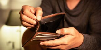 Cada vez más hogares viven al día en todo Estados Unidos