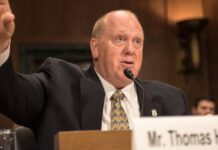 Tom Homan, zar de la frontera: «La iglesia católica está equivocada» Foto: Thomas Homan, Director Ejecutivo Asociado (EAD) de Operaciones de Control y Expulsión de ICE, testificó ante el Subcomité de Inmigración e Interés Nacional del Comité Judicial del Senado - Cortesía de ICE