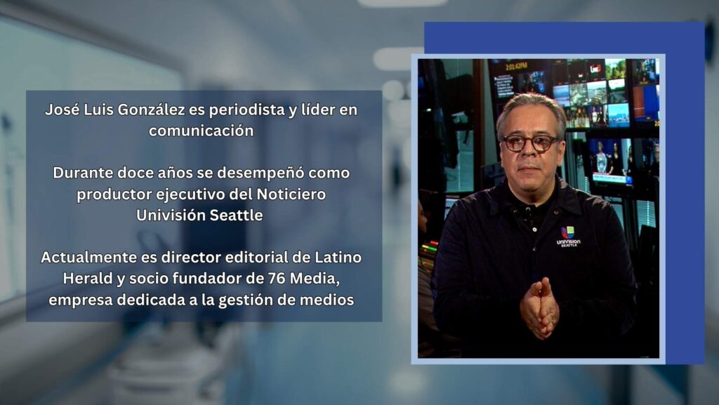 José Luis González, periodista y productor de noticias, aparece en la sala de control durante una de sus presentaciones informativas en el Noticiero Univisión Seattle