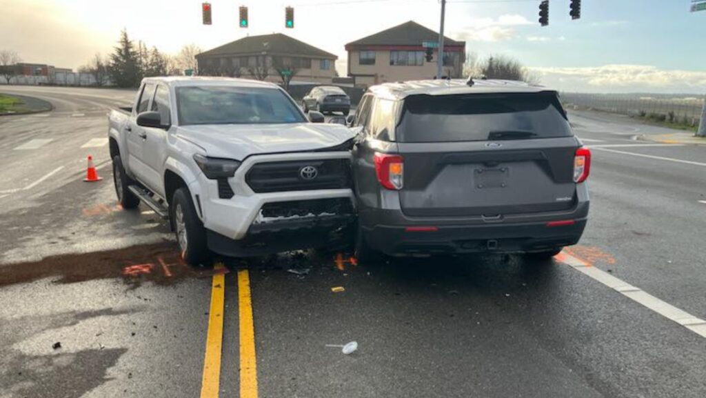 Foto: Estado de los vehículos involucrados en el choque - Cortesía de la Oficina del Sheriff del Condado de Pierce 