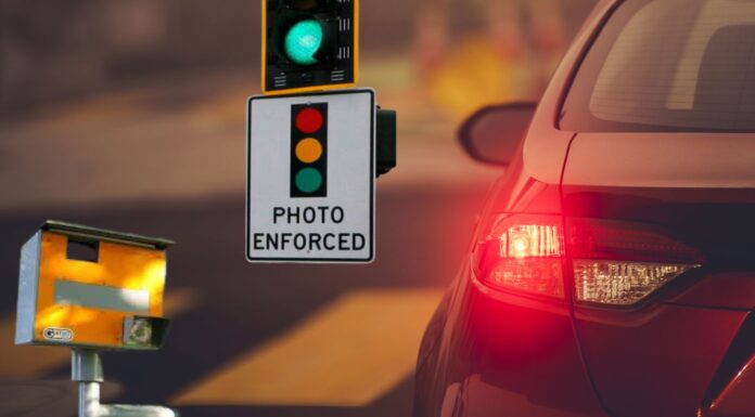 Cámaras de tráfico no frenan a conductores de Everett