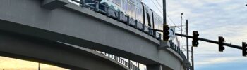 Tren ligero estación de Lynnwood, WA ©️ Latino Herald