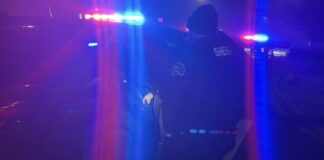 Apuñalamiento entre hermanos es investigado por autoridades del condado Thurston Foto: Agentes del Sheriff del condado de Thurston durante un operativo - Cortesía del Sheriff Derek Sanders