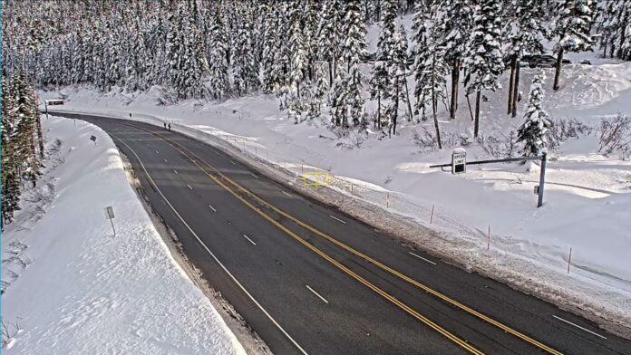 Foto: Tramo reparado de la US 2 en Stevens Pass - Cortesía del WSDOT