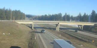 Paso elevado en la carretera 90 reabre tras daños por un camión de carga Foto: Paso elevado de la I-90 reabierto luego de las reparaciones – Cortesía de WSDOT