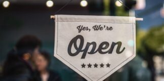 Pequeños negocios de Seattle atraviesan una crisis “peor que en la pandemia”