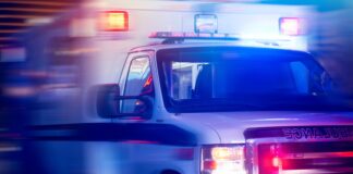 Violento vuelco lanzó a un conductor fuera del vehículo en la 509