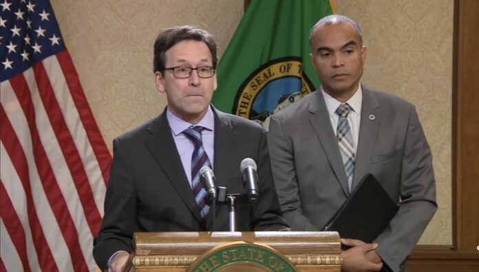 Screenshot El gobernador de Washington, Bob Ferguson junto al Fiscal General del estado, Nick Brown, hablan sobre los planes de WA para combatir a ICE - Captura de pantalla de la conferencia de prensa 1-26-26