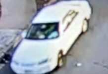 Policía de Bellevue solicita ayuda para ubicar a sospechoso