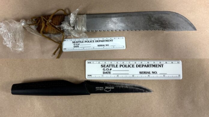 Foto: Machete y cuchillo recuperado por las autoridades durante el arresto - Cortesía del SPD