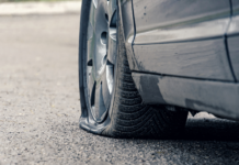 Alerta en Snohomish por llantas ponchadas y vandalismo