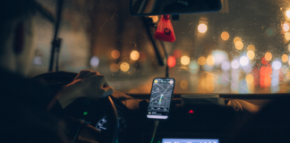 Sindicato de conductores en WA pide frenar nuevas contrataciones de Uber y Lyft