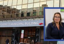 ICE acusa a la alcaldesa de Everett de interferir en operaciones federales La alcaldesa de Everett, Cassie Franklin, es fuertemente criticada por ICE tras su decisión de acatar la ley estatal “Keep Washington Working” que limita la colaboración de entidades locales del estado con agencias migratorias federales – Foto: Latino Herald ™