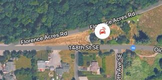 Mapa de Florence Acres Road en Monroe, Washington, donde un árbol cayó sobre un vehículo durante fuertes vientos.