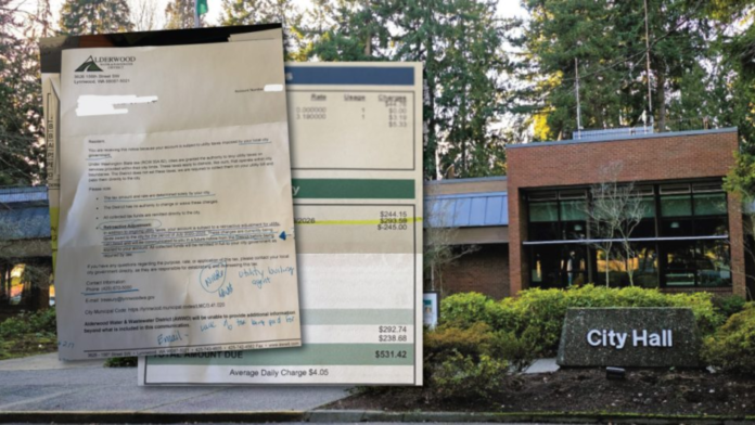 Imágenes de la factura de Alderwood Water & Wastewater de un cliente en una imagen del Ayuntamiento de Lynnwood – Foto cortesía del Lynnwood Times por Mario Lotmore.