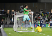 Sounders avanza a cuartos de final de la Concacaf Champions Cup tras vencer a Vancouver Paul Rothrock celebrando su gol en el partido de la Concacaf Champions Cup contra los Vancouver Whitecaps — Foto: Sandra Agbotse / Comunicaciones del Sounders FC