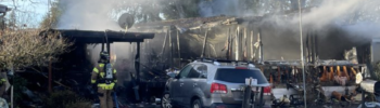 Vivienda destruida por un incendio en Lakewood, la mañana del domingo 22 de marzo — Foto: West Pierce Fire & Rescue