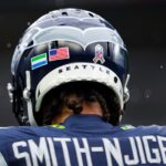 Los Seattle Seahawks aseguran a Jaxon Smith-Njigba con multimillonaria extensión Jaxon Smith-Njigba, receptor abierto de los Seattle Seahawks rompe récords con reciente contrato millonario que lo mantendrá con los Seahawks hasta el 2031 (Foto AP/Lindsey Wasson)