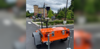 Se instalarán más cámaras de velocidad en zonas de construcción en WA Cámara montada en un remolque, el cual se colocará en las zonas de trabajo donde el exceso de velocidad es un problema – Foto cortesía de la WSDOT