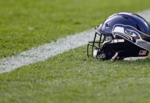 Mark Zuckerberg de Meta y Tim Cook de Apple entre posibles compradores de los Seahawks