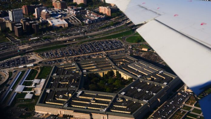 Foto: Pentágono - AP Vista aérea del Pentágono, sede del Departamento de Defensa de EE.UU., con su distintiva forma de cinco lados. Foto: AP/Julia Nikhinson.