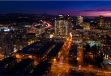 Bellevue aprueba plan para convertir un centro comercial en 900 viviendas