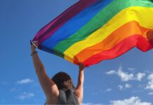 Snohomish se divide por mensaje contra el desfile del Orgullo Gay