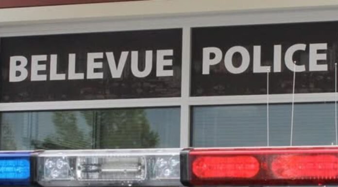 Bellevue reforzará los patrullajes contra conductores ebrios y distraídos Recinto del departamento de policía de Bellevue — Imagen: Policía de Bellevue