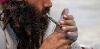 Cambio en el consumo de drogas en Washington: más fumadores, menos inyecciónes